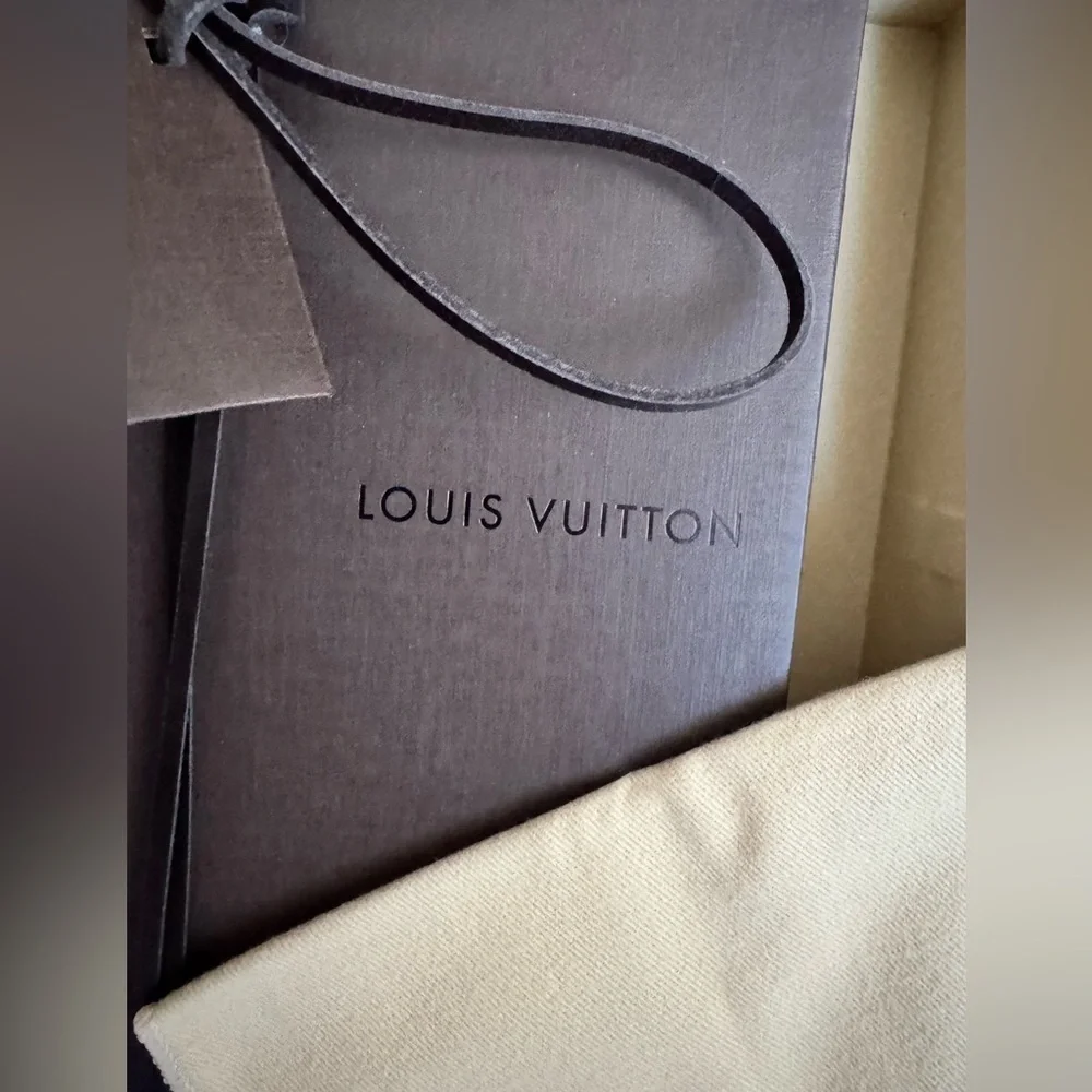 Louis Vuitton Beige Dust Bag and Blank Gift Card